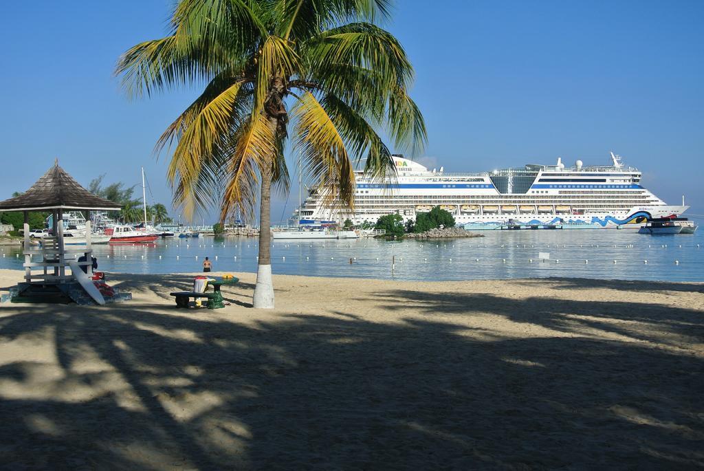 Beach Studio 10 Ocho Rios Szoba fotó