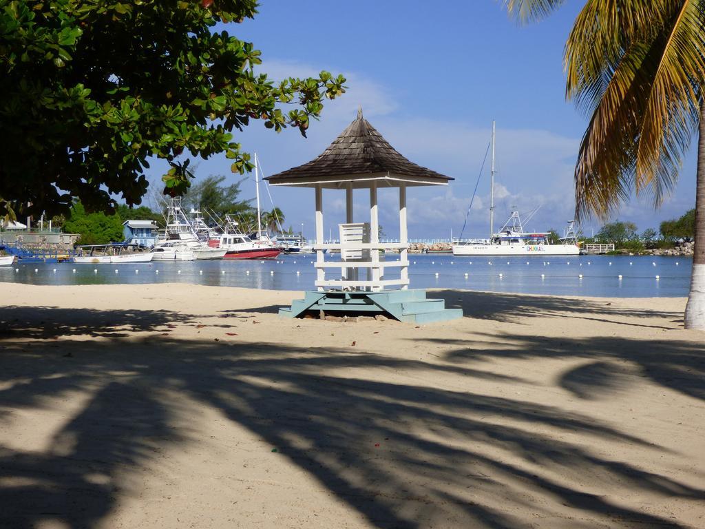 Beach Studio 10 Ocho Rios Szoba fotó